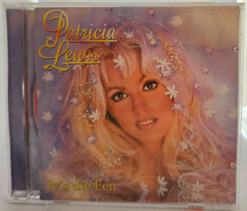Patricia Lewis Jy`s die Een.     1071
