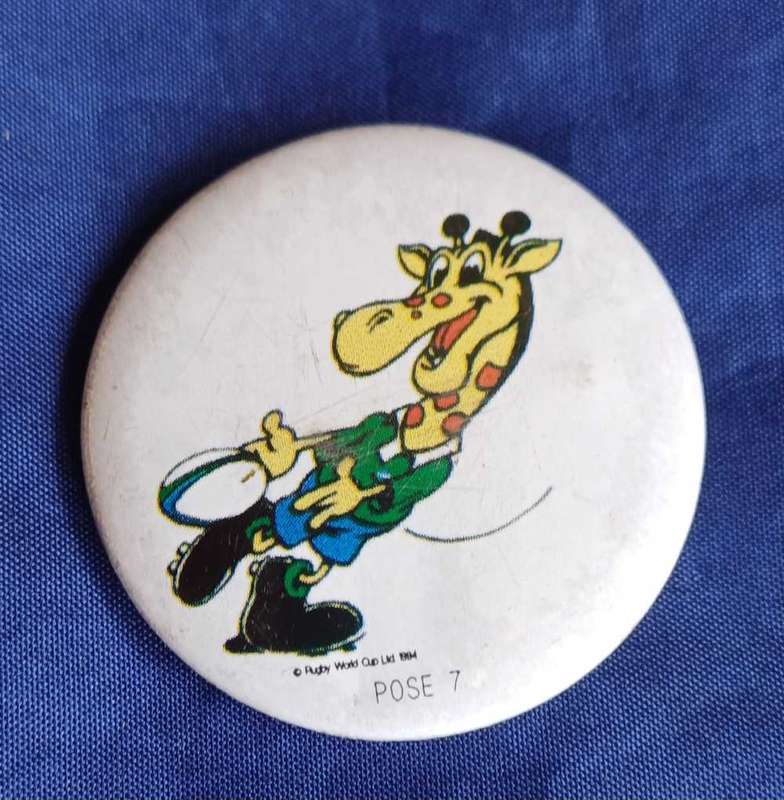 Rugby world cup 1995 pinback button badge