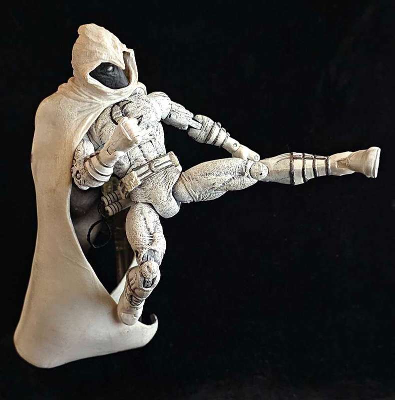 ToyBiz Marvel Legends Moon Knight (Custom)