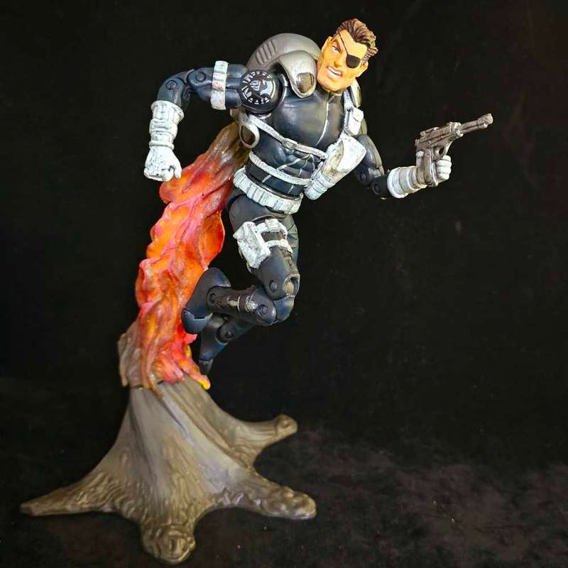 ToyBiz Marvel Legends Classic Nick Fury