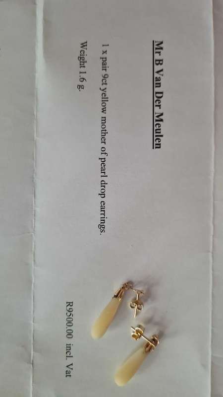 Mother of pearl drop earings