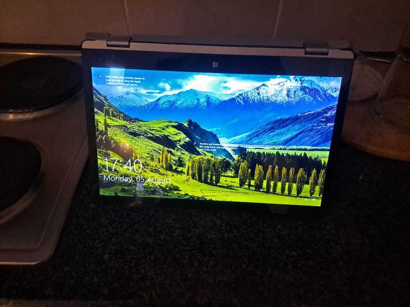 Mercer guru laptop touch screen