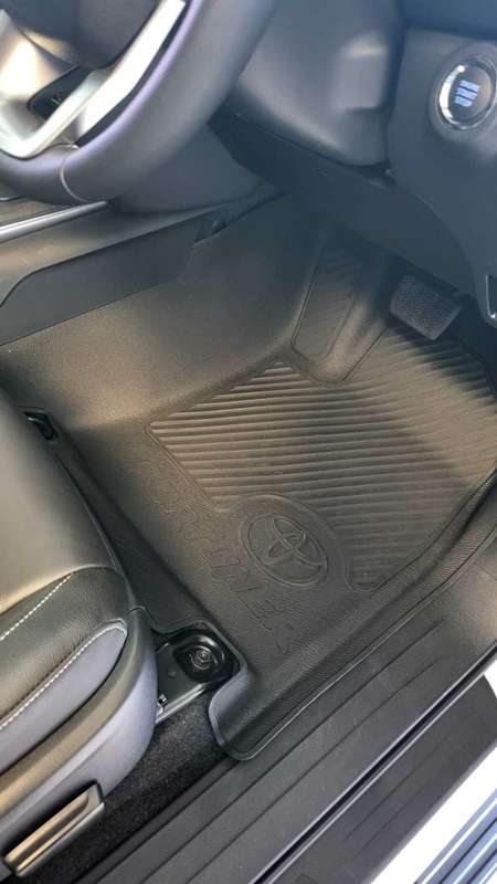 Toyota Fortuner GD-6 2016+ Heavy duty Moulded Mats