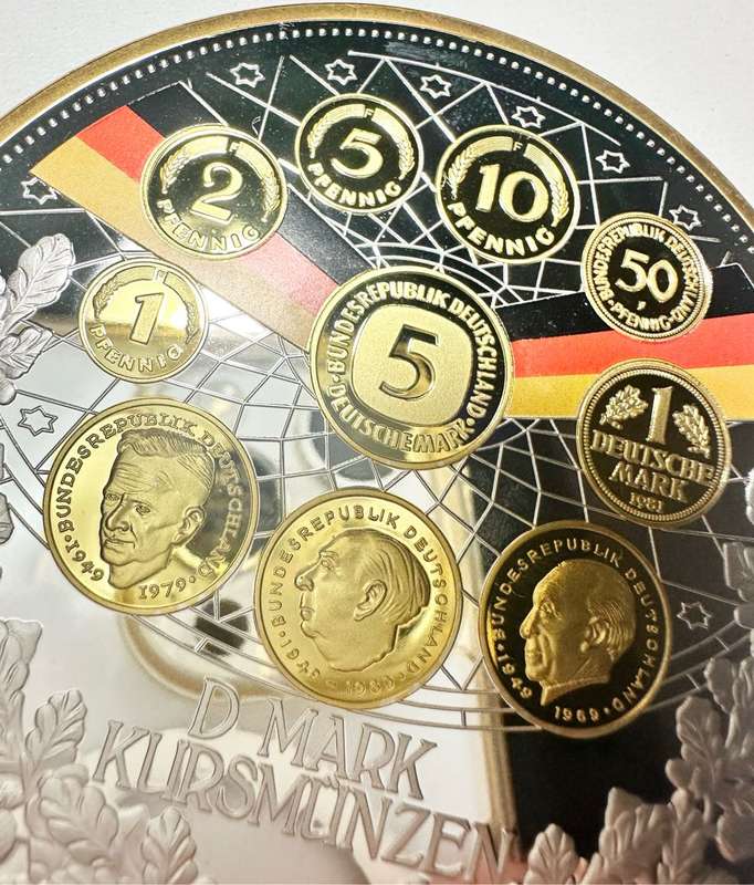 EXQUISITE 70MM TOP MEDAL - 70 YEAR OF THE INTRODUCTION OF THE D-MARK - WITH CERTIFICATE AND SEALED