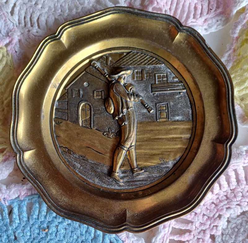 Vintage wall plate *rare find*