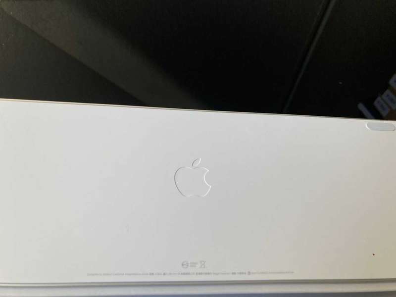 Genuine Apple Magic Keyboard with Numeric Keypad - Traditional Chinese