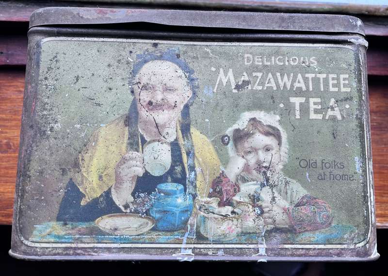 Vintage Mazawattee tin - Old folks at home