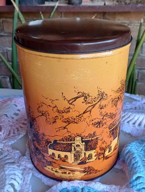 Vintage tin