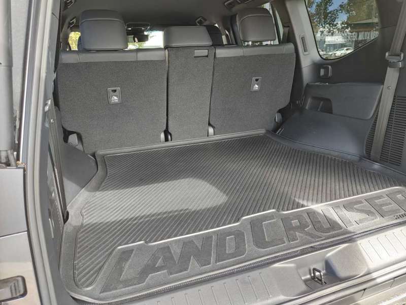 Toyota Landcruiser 300 Heavy duty Moulded Rubber Mats