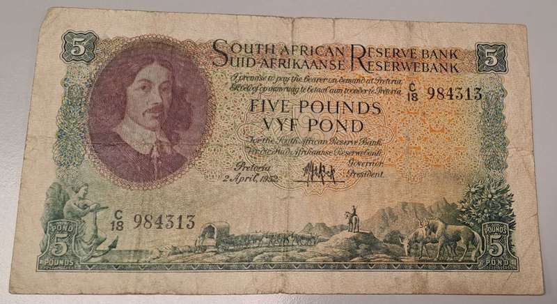 2 April 1952 FIVE Pounds MH de Kock C/18 984313