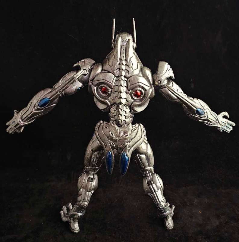 ToyBiz Marvel Legends Ultron