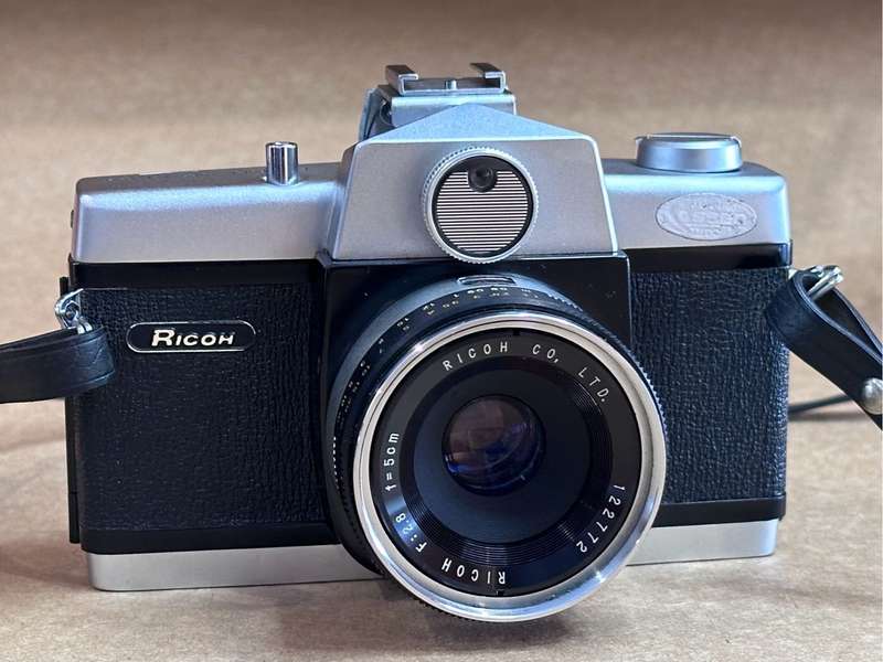 Ricoh 35 FLEX circa 1964