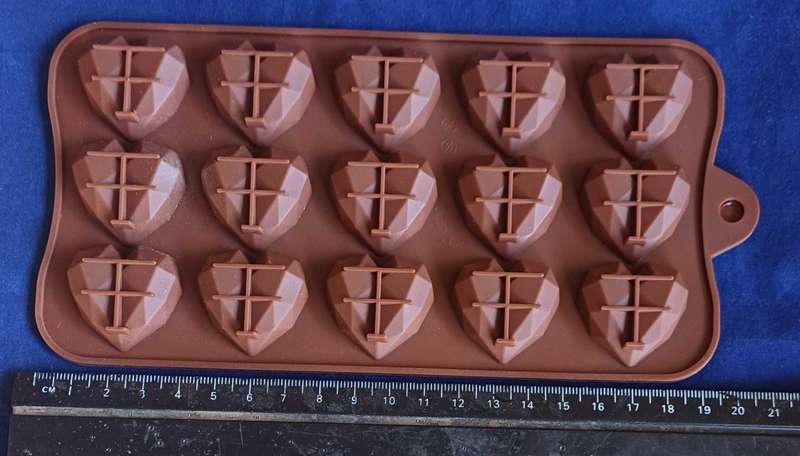 Silicone heart shaped fondant mould