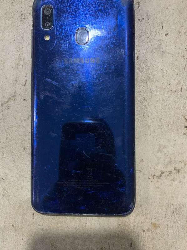 Samsung A20