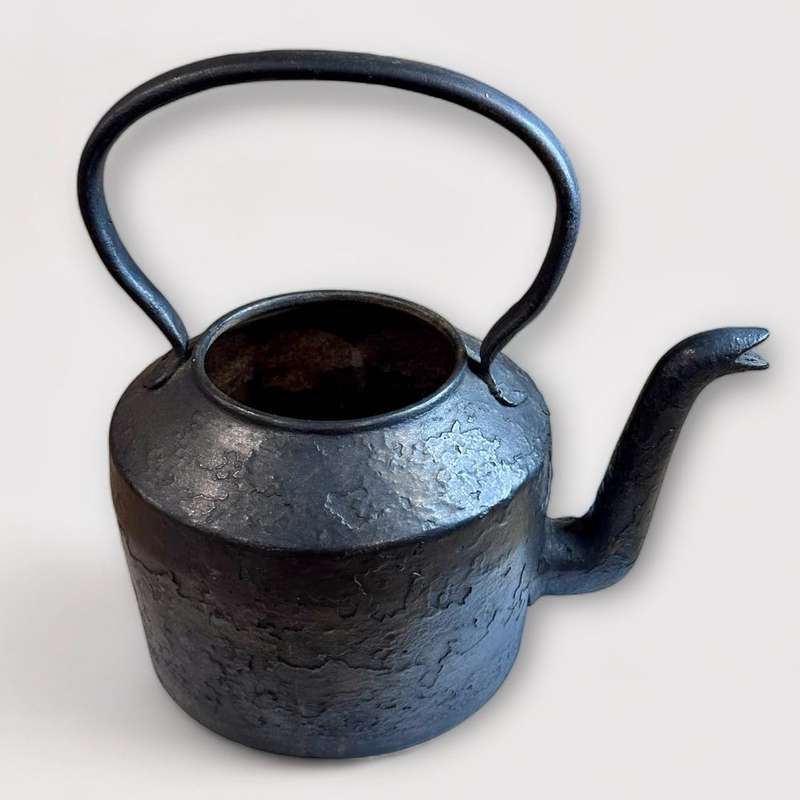 Large Antique Cast Iron Kettle (32cm Tall & 4.25kg)