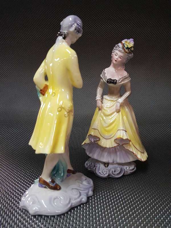 Set of 2 GOLDSCHEIDER GOLDCREST Victorian Porcelain Lady and Gentleman Figurine's.