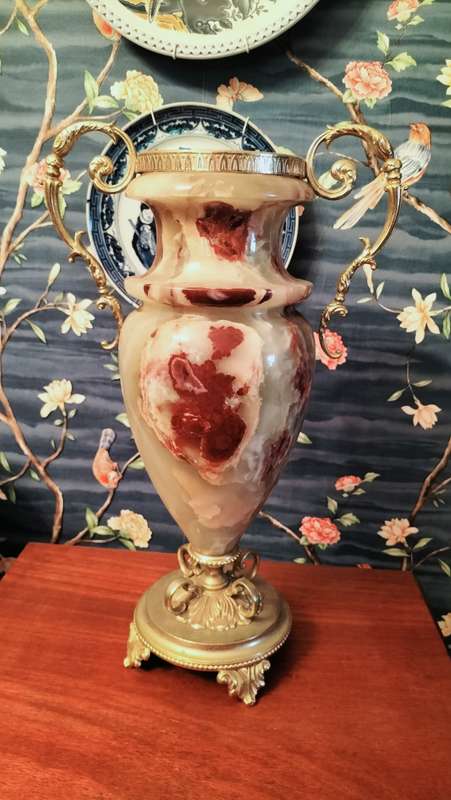 Neoclassical Style Onyx Urn