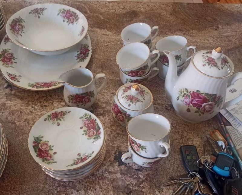 Royal China English Rose tea and Dinner set