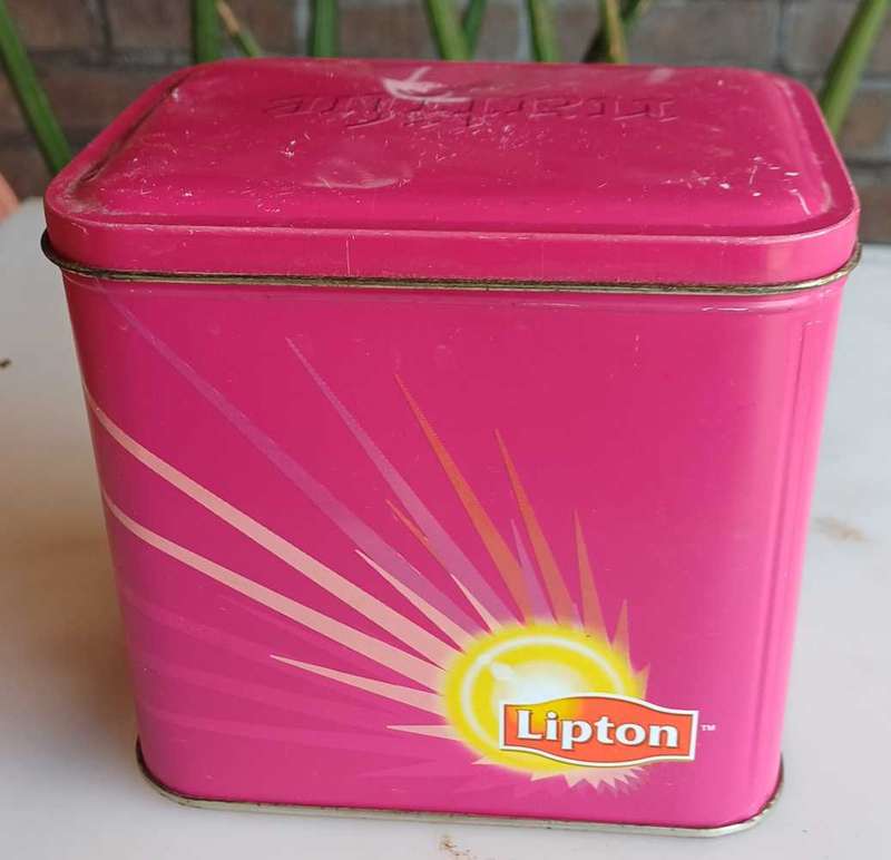 Lipton tin