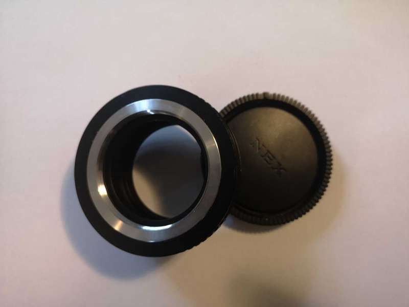 M42 to Sony E mount adapter with rear lens cap