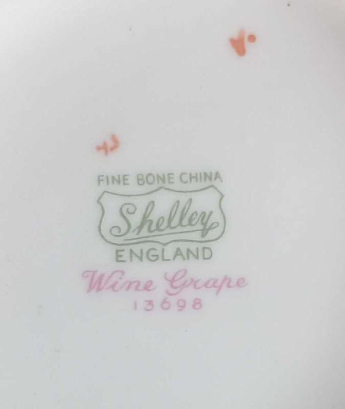 Shelley England wine grape 13698 teapot