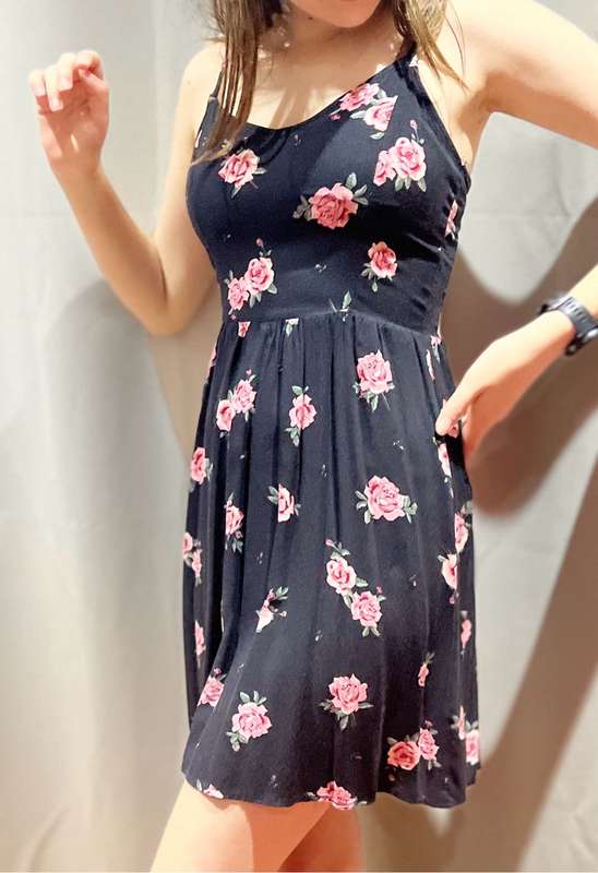 Summer H&M viscose black roses dress - size 8
