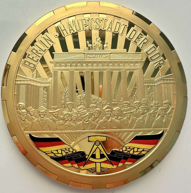 HUGE 70MM TOP MEDAL - BERLIN- CAPITAL OF THE GDR - WITH CERTIFICATE AND SEALED