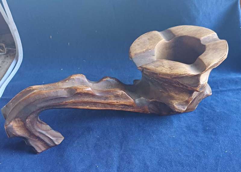 Vintage pipe shaped wooden ashtray