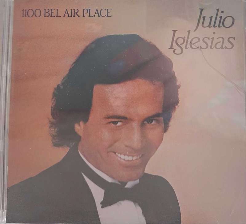 Julio Iglesias 1100 Bel Air Place.   1168