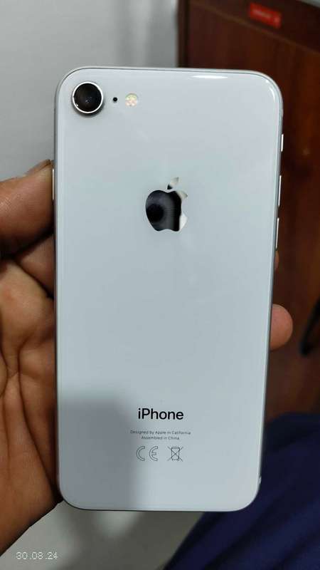Apple iPhone 8