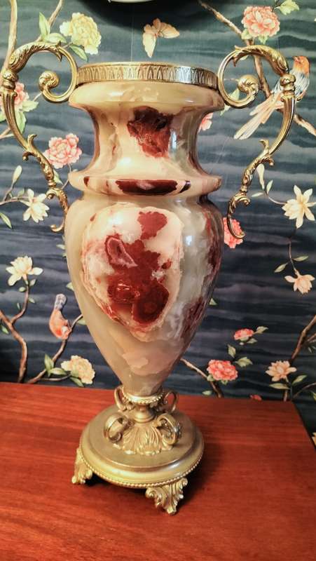 Neoclassical Style Onyx Urn