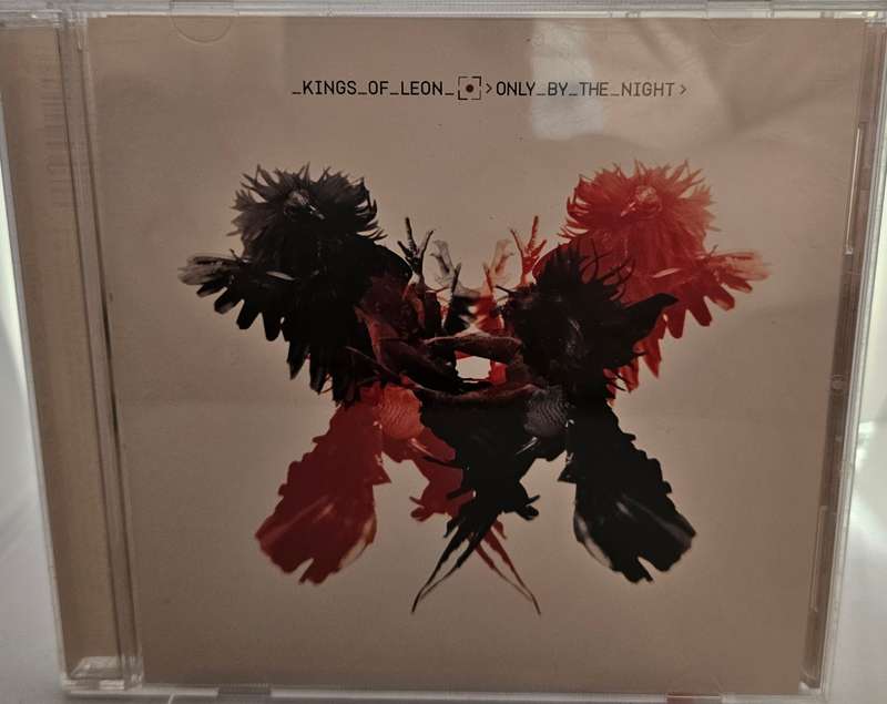 Kings of Leon Only by the Night    656