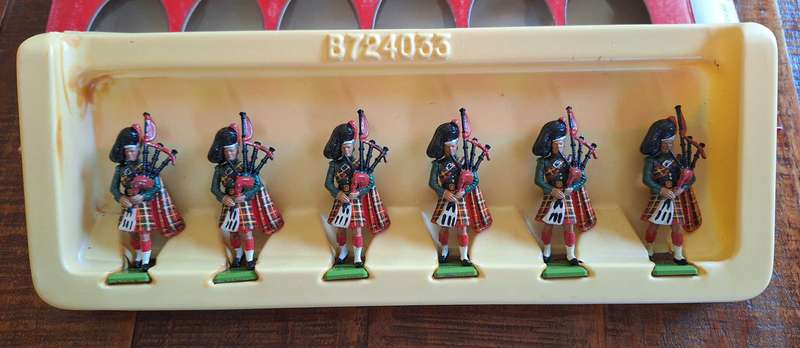 Britains British Regiments 7240 Black watch Pipers