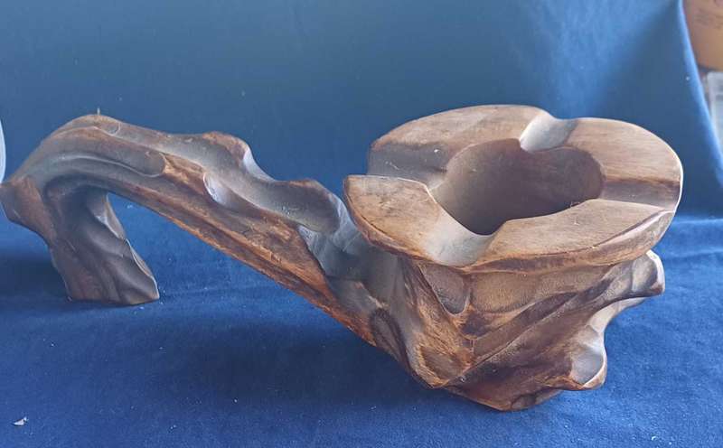 Vintage pipe shaped wooden ashtray