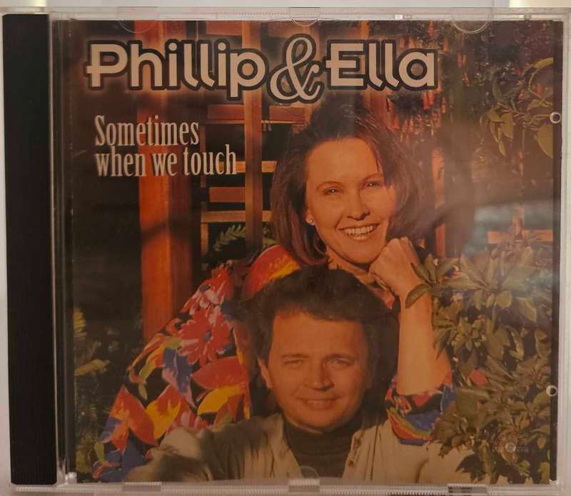 Phillip & Ella Sometimes when we touch.      1156