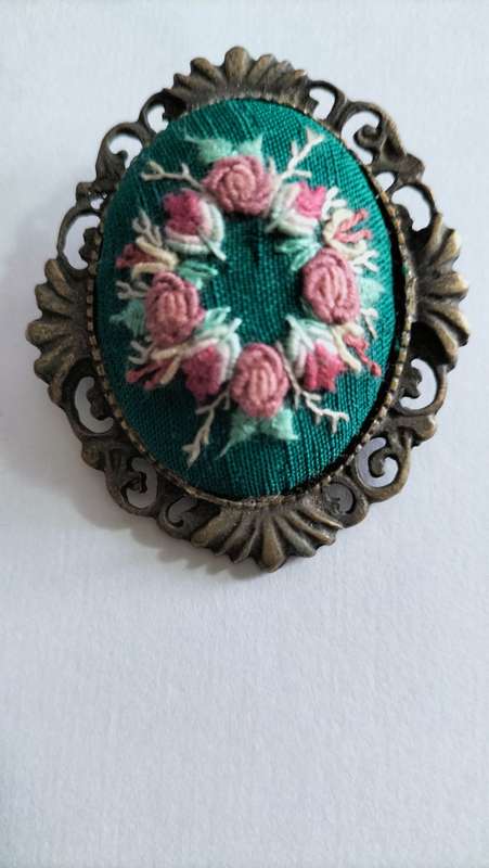 Embroidered Rococo Style Brooch