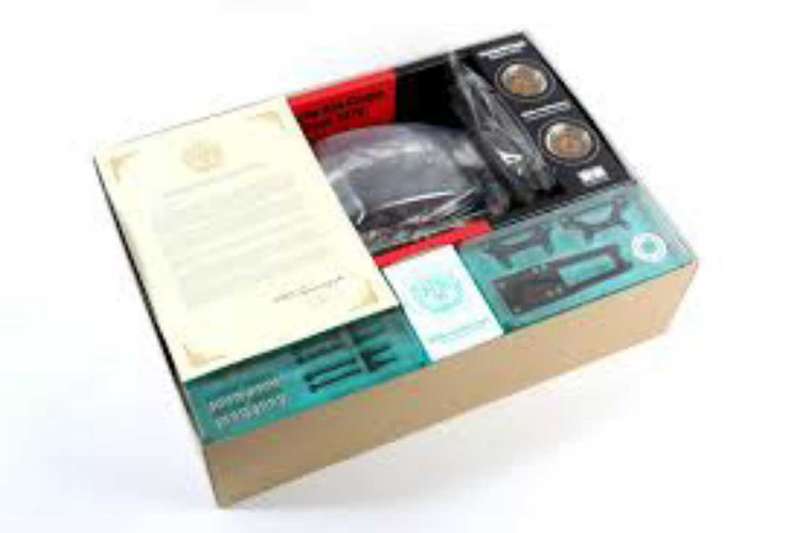 Tamiya 47477 Porsche 934 Coupe Vaillant TA02SW 45th Anniversary
