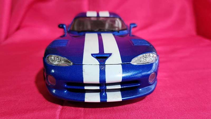 Dodge Viper (1:18)