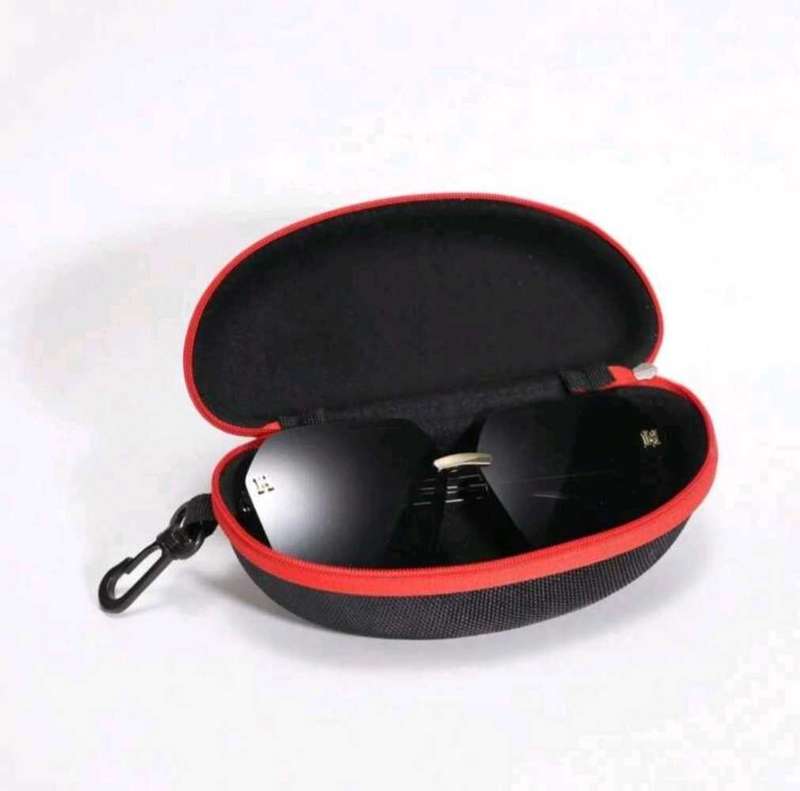 Sunglasses Case Portable Travel Zipper Eye glasses Case (Black)