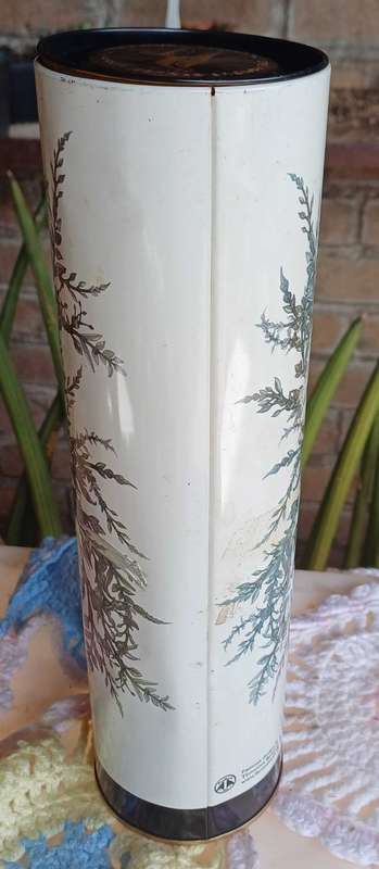 The famouse grouse tin (empty)
