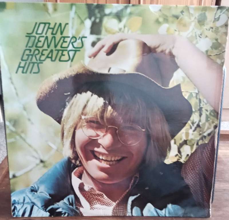 John Denver`s Greatest Hits LP vinyl record.