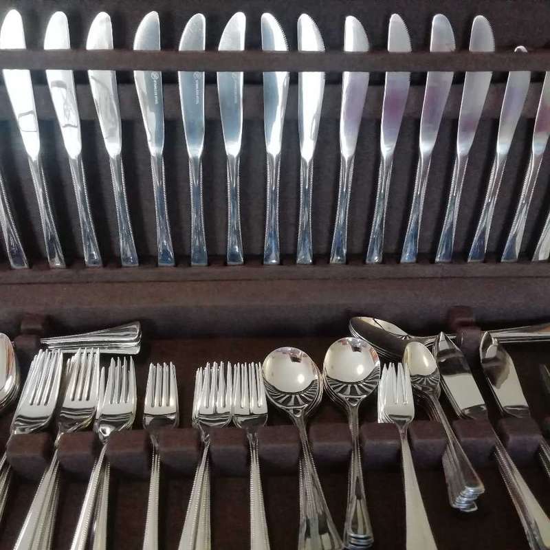 124 Piece Stainless Steel cutlery set