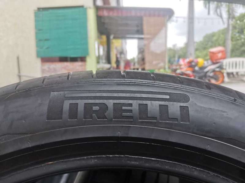 275/40/20 Pirelli Pzrro Runflat used tyres