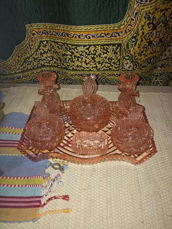 Carnival vintage dressing set
