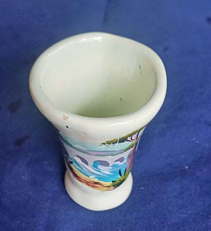 Small cup