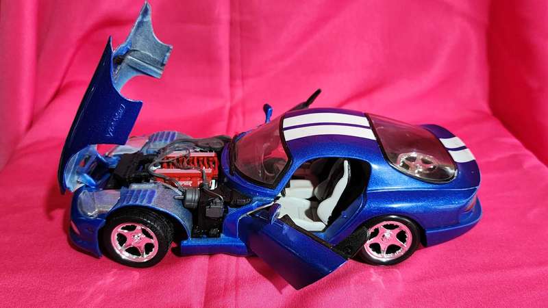 Dodge Viper (1:18)