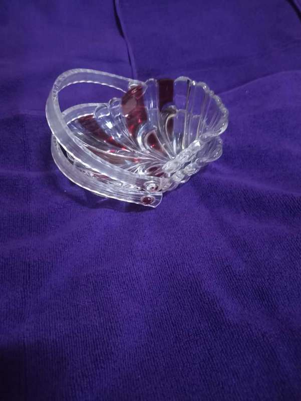Vintage glass patterned bowls white and red