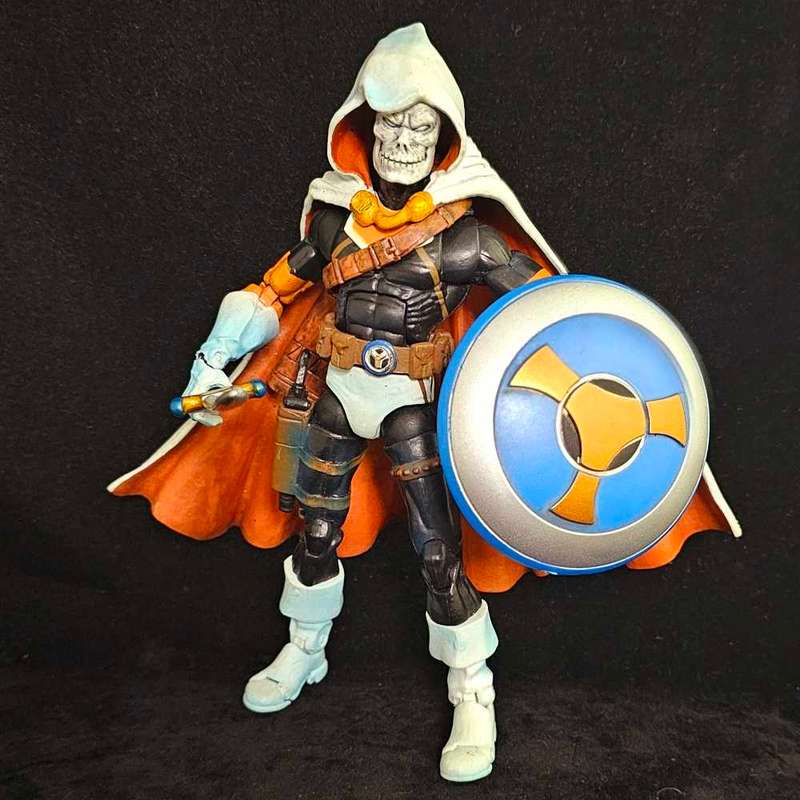 ToyBiz Marvel Legends Taskmaster
