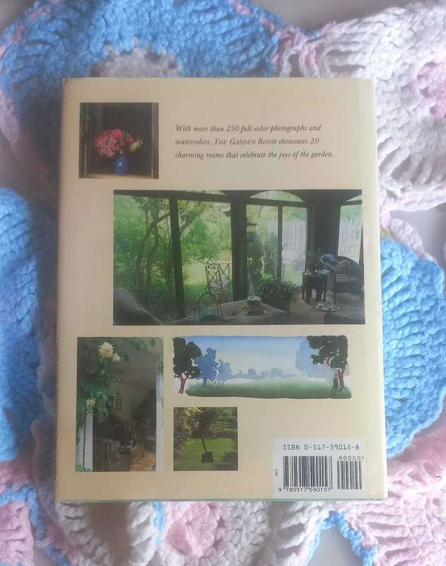 The garden room by Timothy Mawson