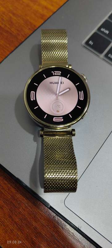 Huawei watch GT4 41mm gold (Pre Owned)